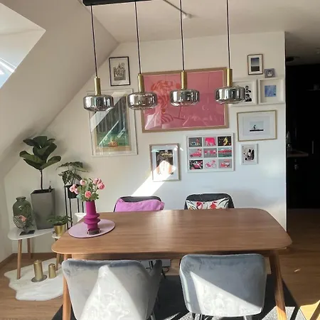 Wunderschoene Maisonette-wohnung In Mit Tiefgarage-neue
